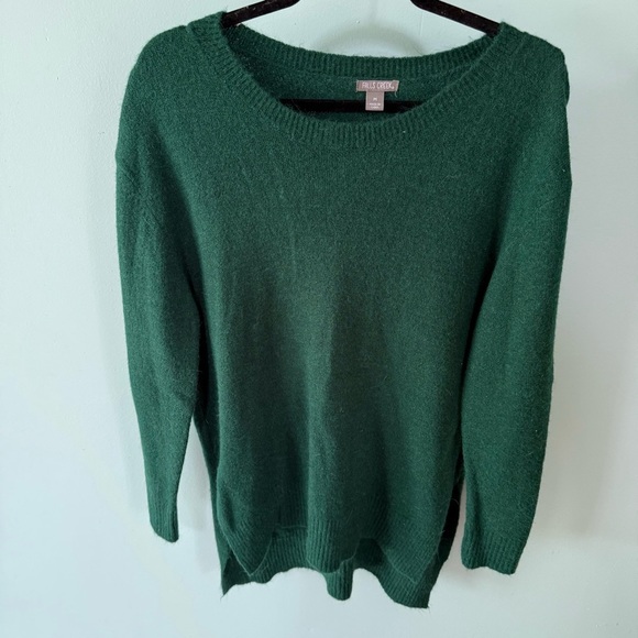 Falls Creek Classic Green Crew Neck Sweater - Picture 1 of 5